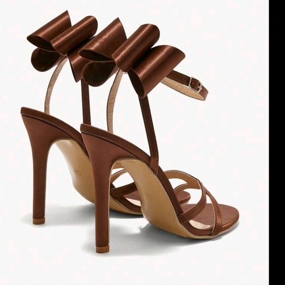 Bow Decor High Heel Sandals - Picture 4 of 6
